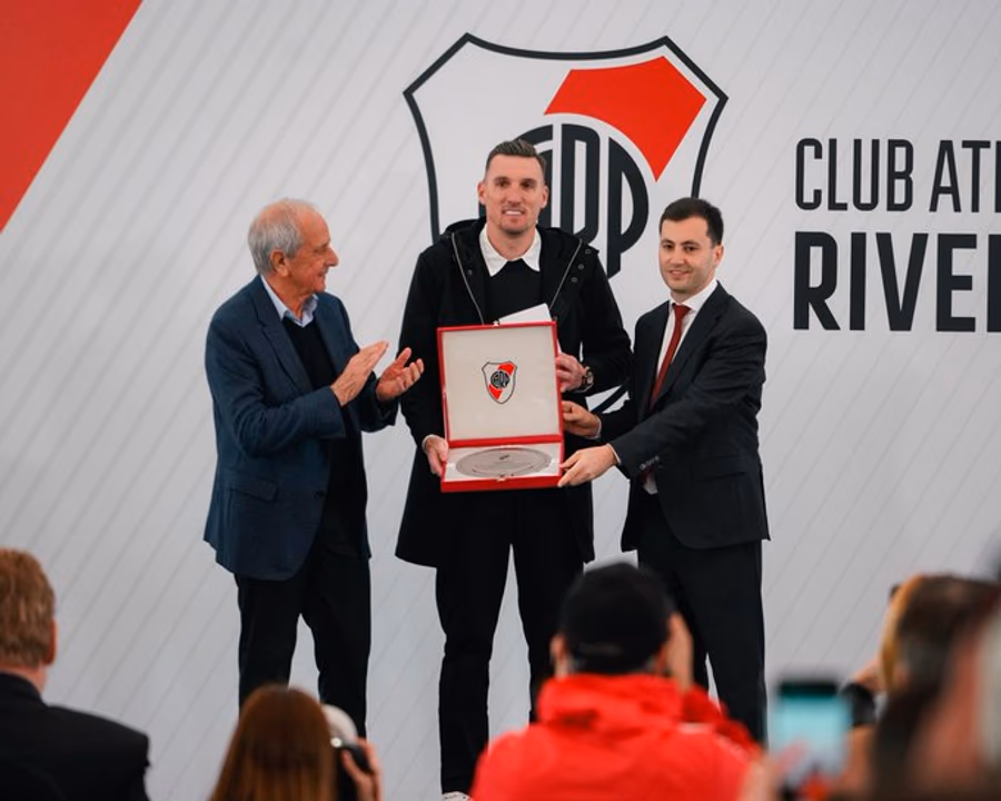 Franco Armani dejó River y se despidió de los hinchas: “Cumplí el sueño de mi vida”
